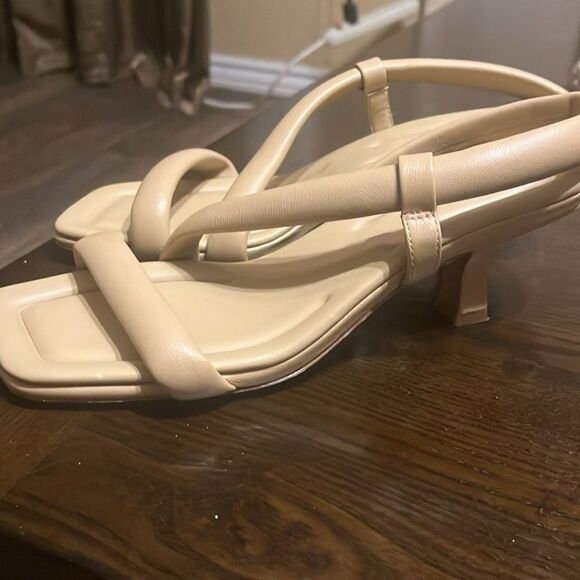 VINCE Coline Tubular Leather Slingback Sandals - Picture 10 of 16